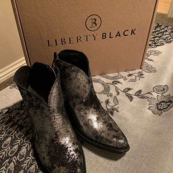 Liberty Black Women’s Booties Size 8.5 All Leather - Picture 6 of 6